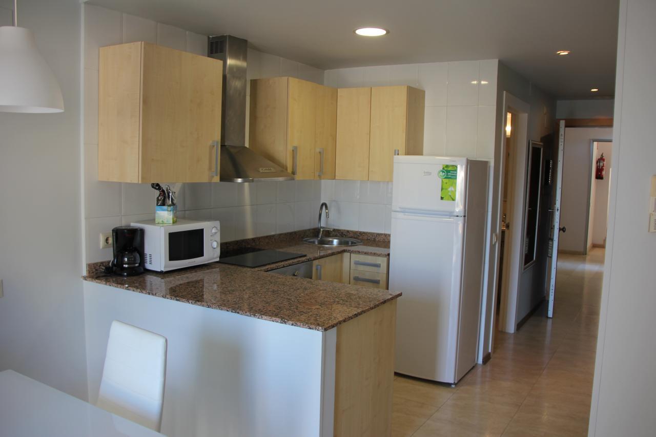 Apartamentos Caru Castelldefels Dış mekan fotoğraf