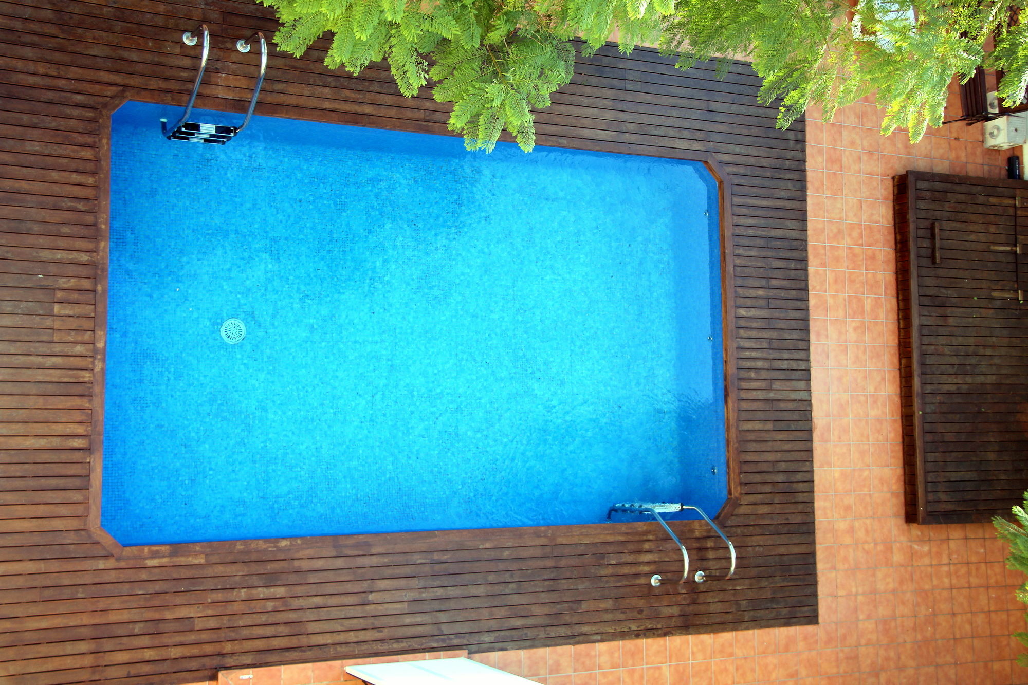 Apartamentos Caru Castelldefels Dış mekan fotoğraf